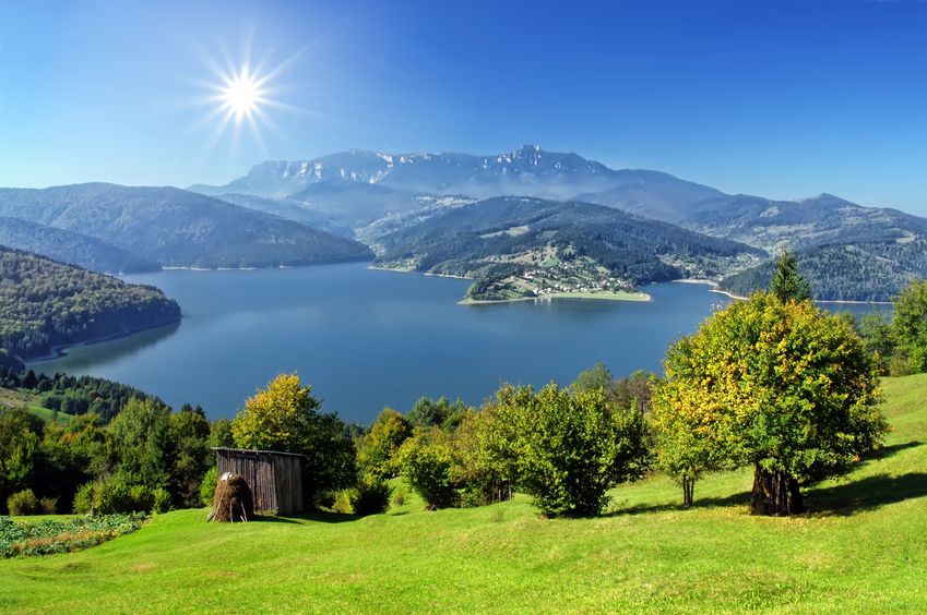 14957021 - fresh autumn landscape with carpathian mountain and lake, romania