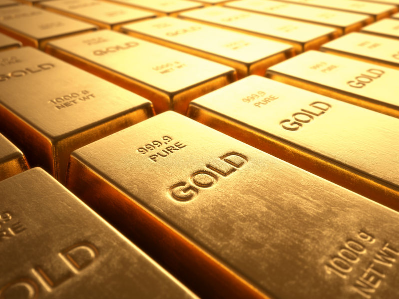 33098248 - gold bars 1000 grams. concept of wealth and reserve.