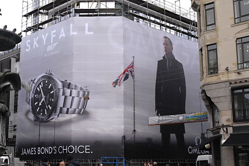 15927922 - copenhagen/denmark _ omega watch billboard with skyfall 007 james bond's choice at illum department store on stroeget today 23 oct. 2012