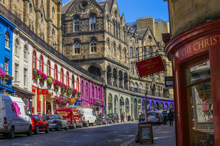 46841462 - the bow, a colorful street in the grassmarket area in old town, edinburgh