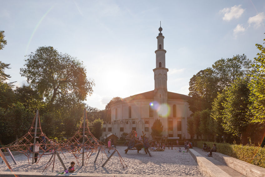 44269041 - brussels, belgium - aug 21: mosque and playground at the islamic cultural center in brussels. august 21, 2015 in brussels, belgium