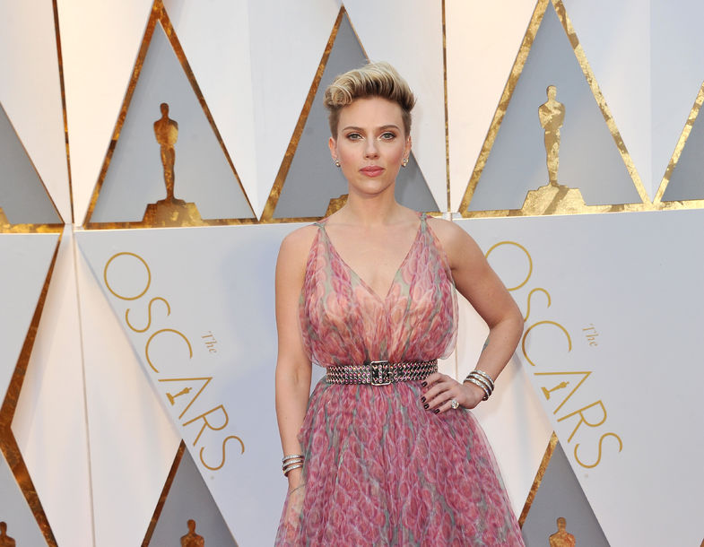 73238343 - scarlett johansson at the 89th annual academy awards held at the hollywood and highland center in hollywood, usa on february 26, 2017.