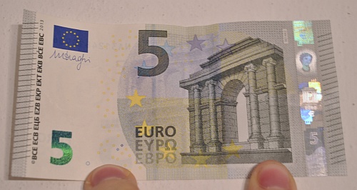 5 EURO bankovka nová 2013