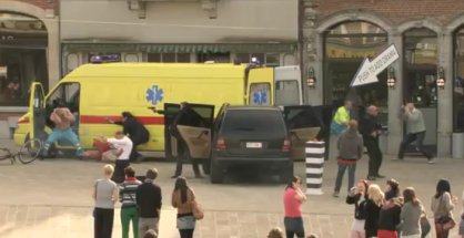 V belgickém městečku, kde se nic neděje, objevilo se tlačítko: zaži akci