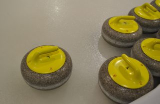 Curling kamene