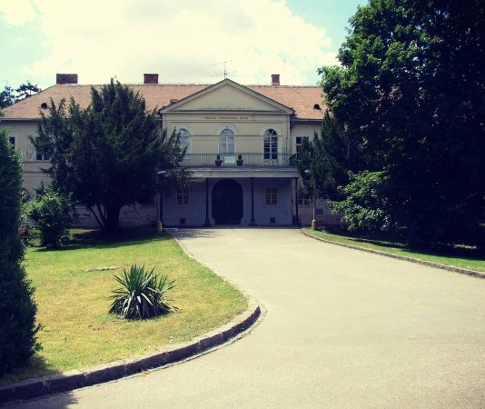 Kaštieľ v Malinove a jeho tajné životy