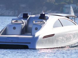 Loď Mercedes - dailymail.co.uk