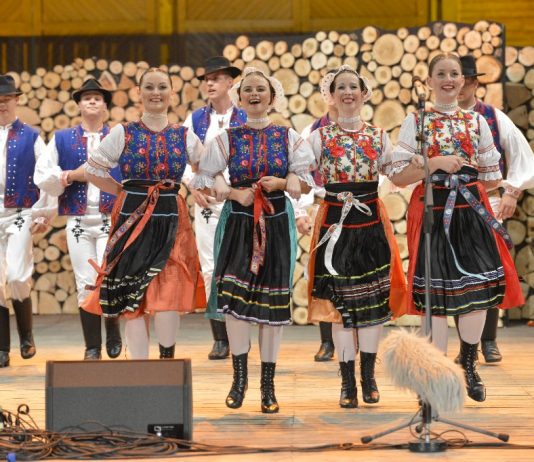 folklorny festival